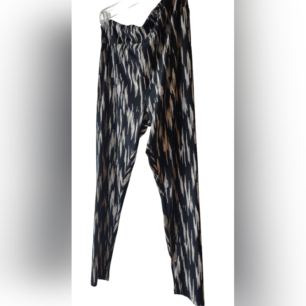 Lularoe leggings tc2.